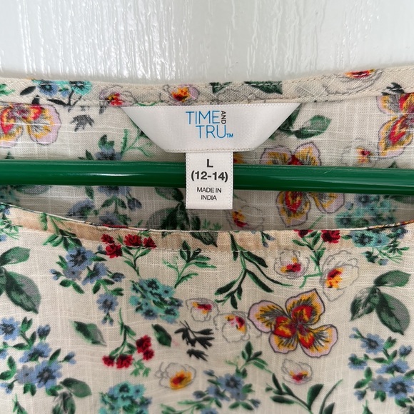 Time and Tru Floral Cotton Blouse Elbow Flounce Sleeves L - Picture 2 of 6